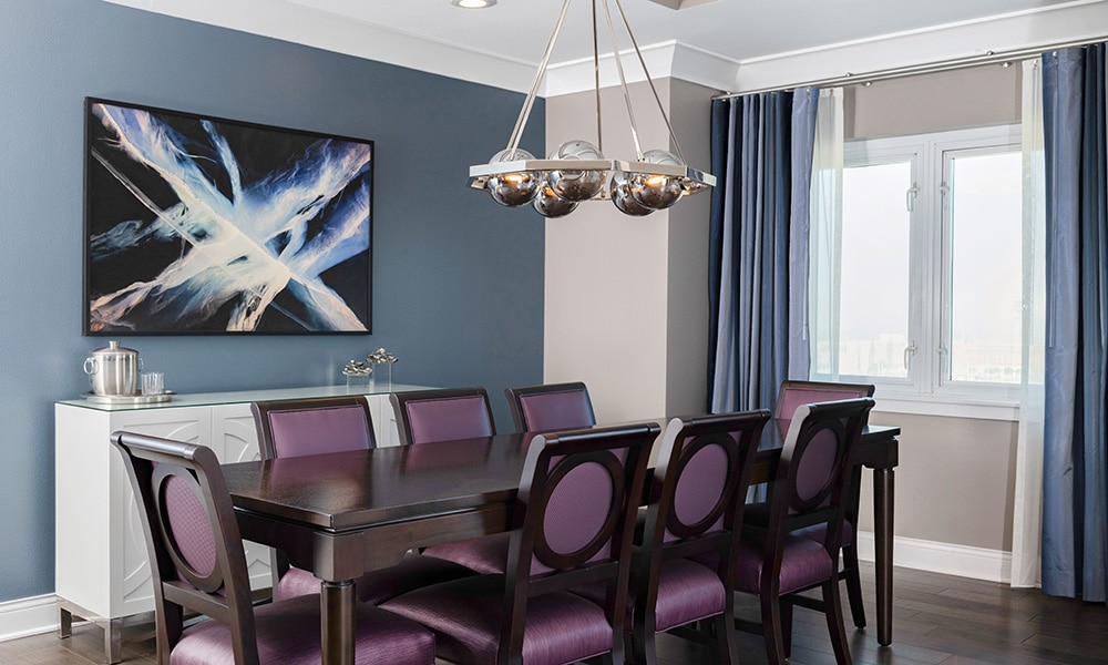The dining room of a Presidential Reserve suite at Worldmark Anaheim.