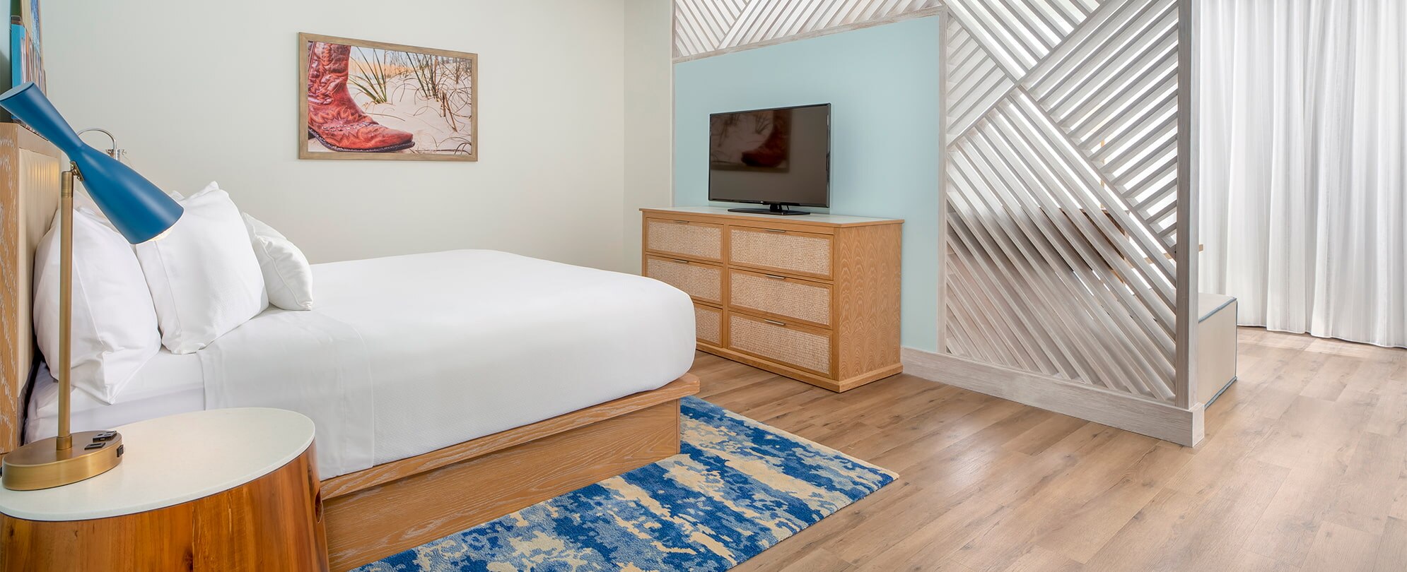 A Margaritaville Vacation Club Studio suite bedroom at the Nashville, TN resort.