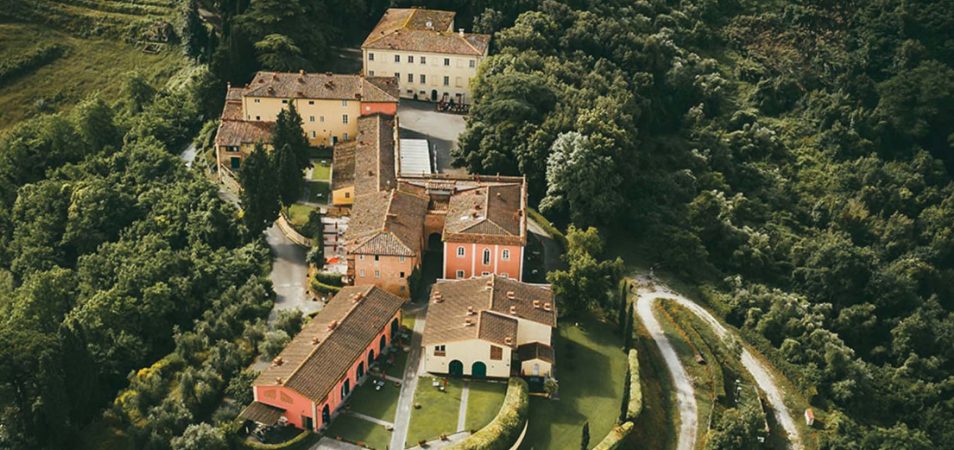 A bird's eye view of Club Wyndham Tuscany in Palaia, Italy.