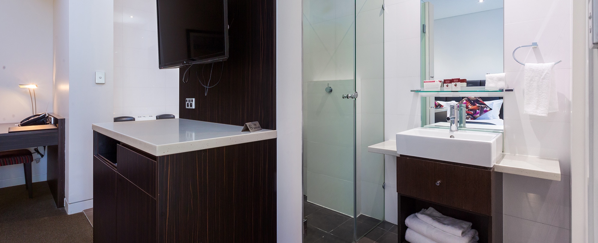The bathroom vanity and cabinets inside a studio sweet at Club Wyndham Perth