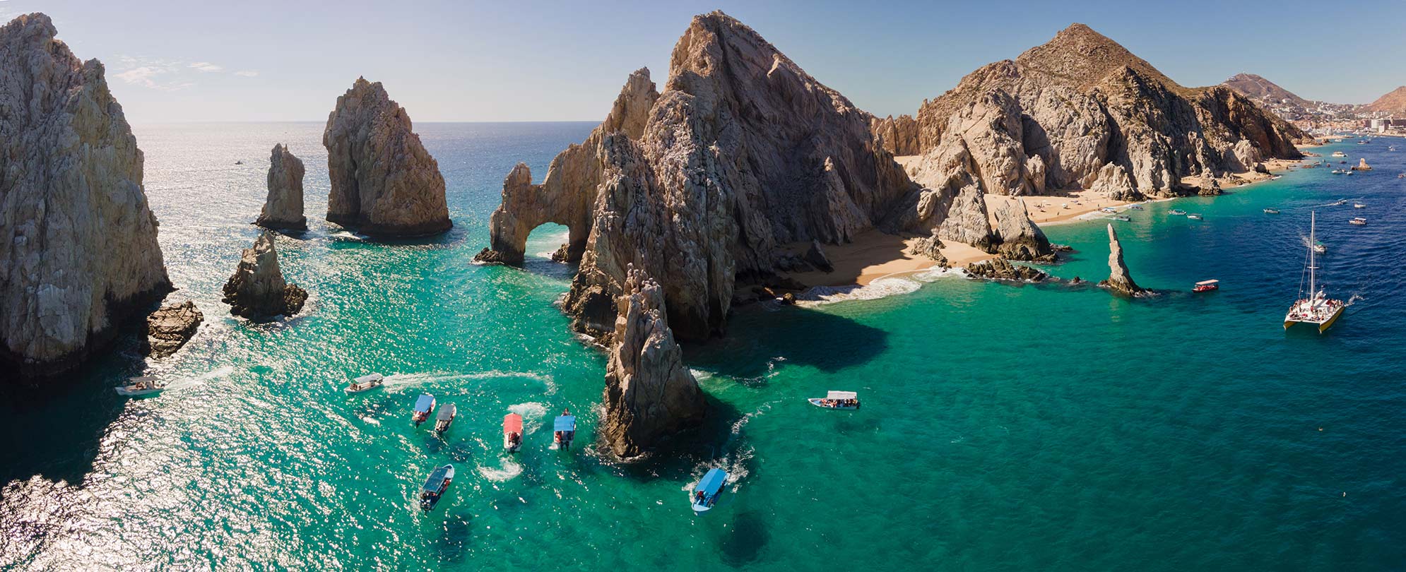 Panoramic view of the Arch of Cabo San Lucas.